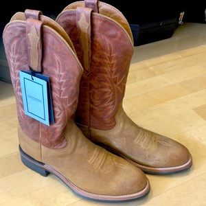 Lucchese boots size 10d